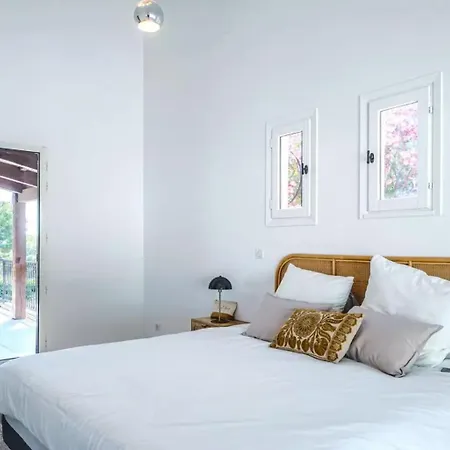 Villa Saint Maymes Βίλα *